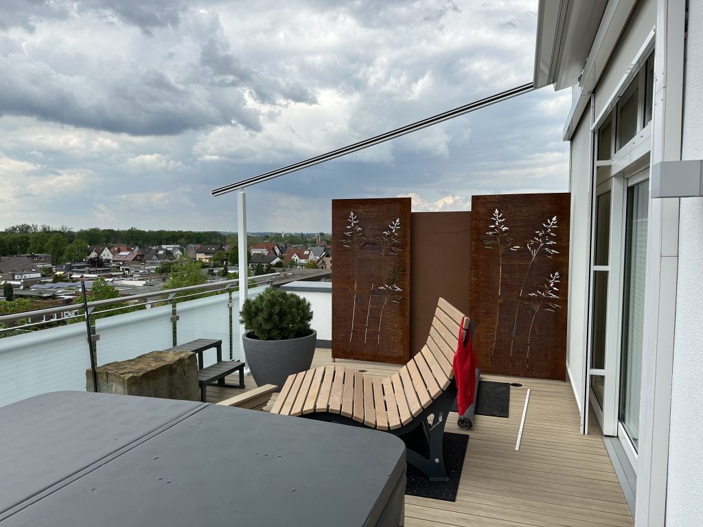 Entscheidungsmentor Karsten Homann mit Weitblick über die Stadt